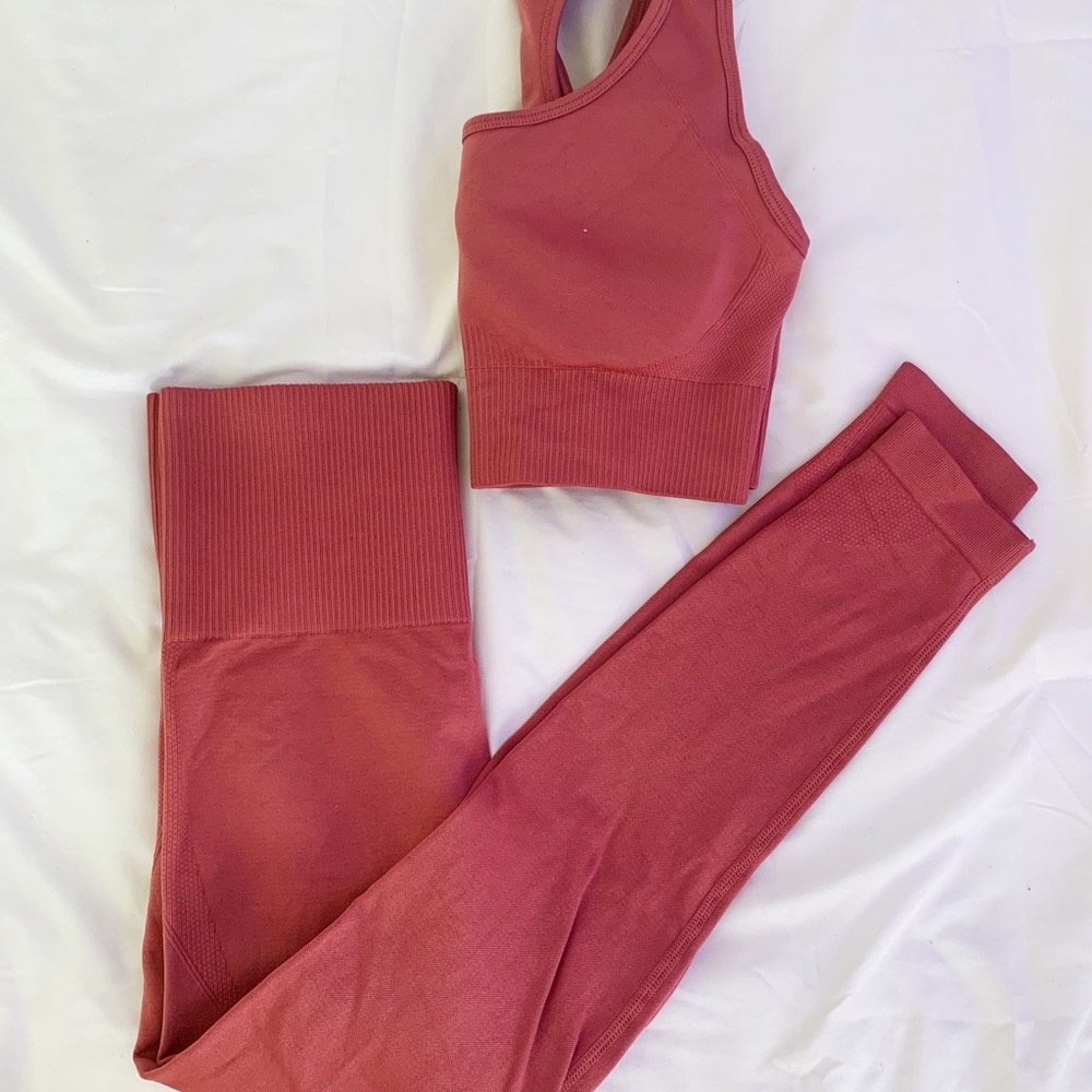 nova active rust red workout set
